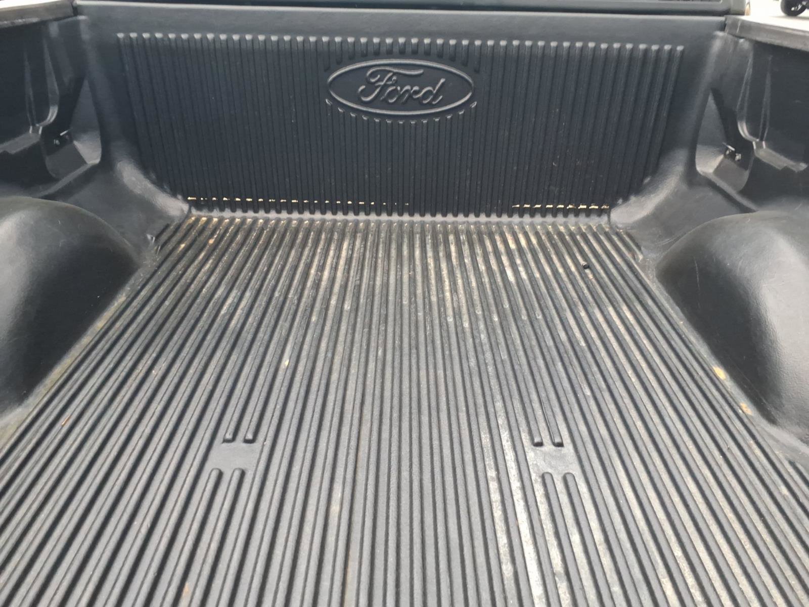 Used 2013 Ford F150 Lariat w/ Luxury Equipment Group image 5