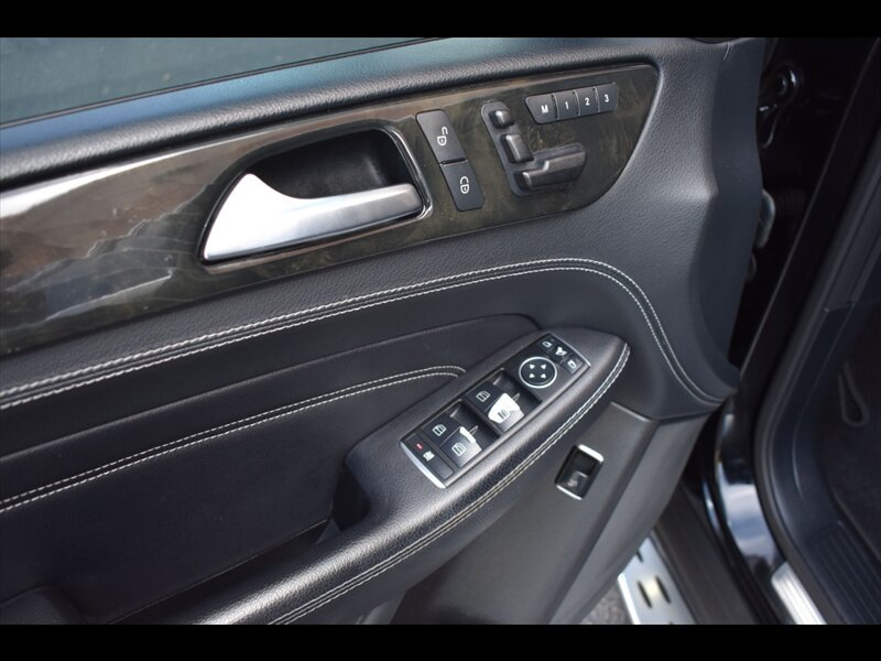 Used 2015 Mercedes-Benz ML 400 4MATIC image 18