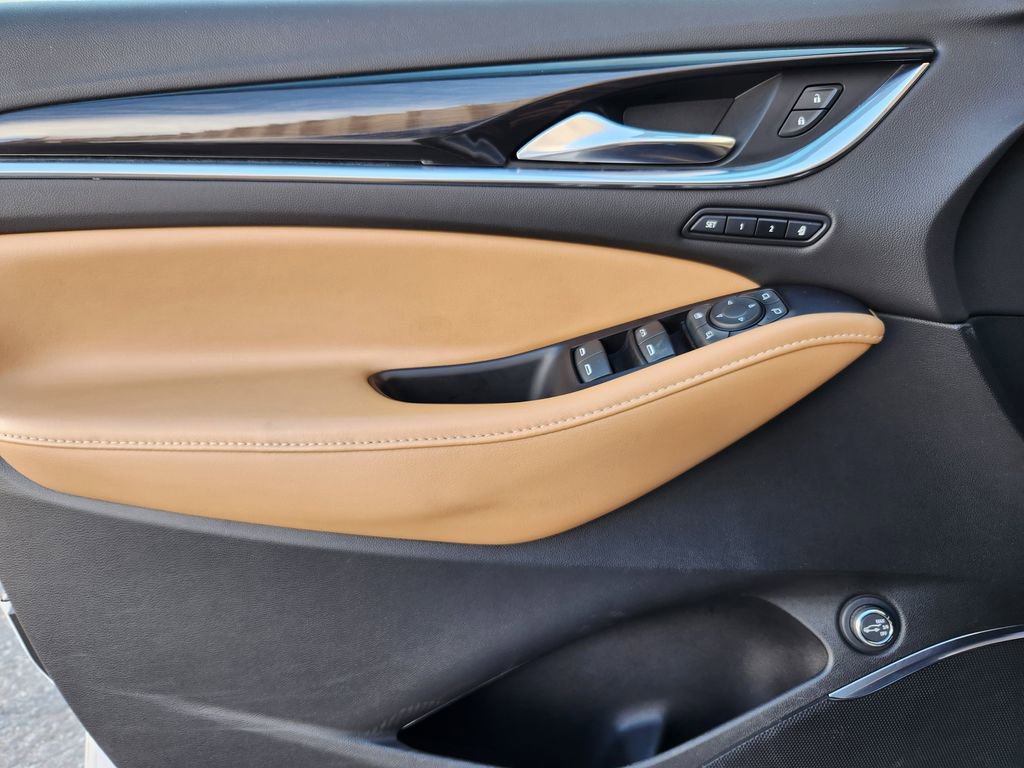 Used 2019 Buick Enclave Premium w/ Experience Buick Package image 22