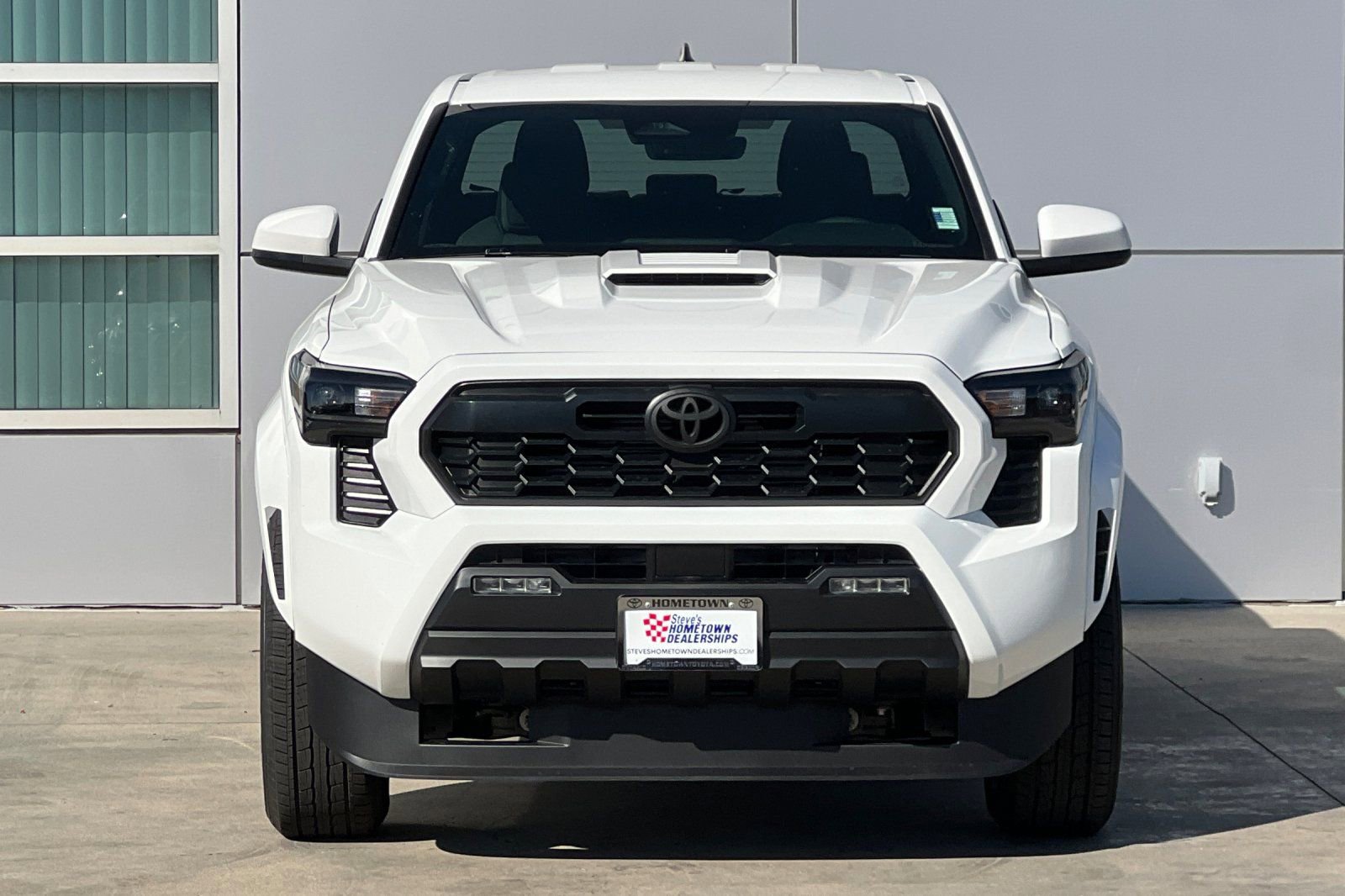 Used 2025 Toyota Tacoma TRD Sport image 6