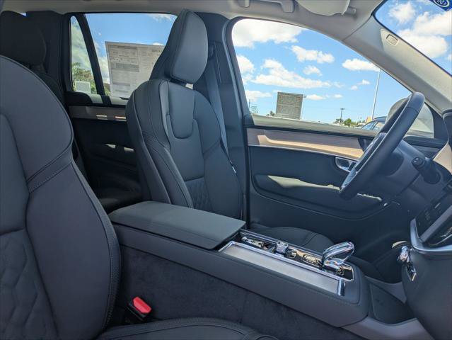 New 2026 Volvo XC90 T8 Plus w/ Protection Package Premier AWD/4WD image 14