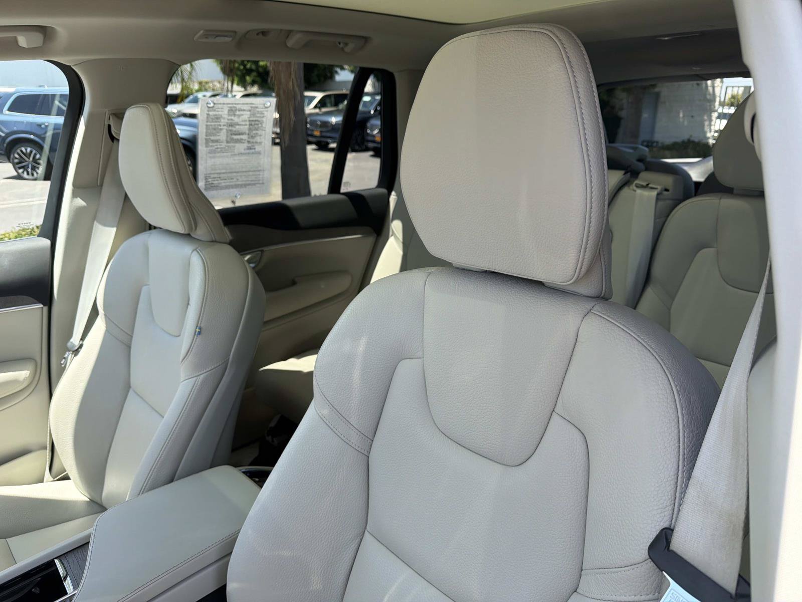 Certified 2023 Volvo XC90 B5 Plus w/ Protection Package Premier AWD/4WD image 19