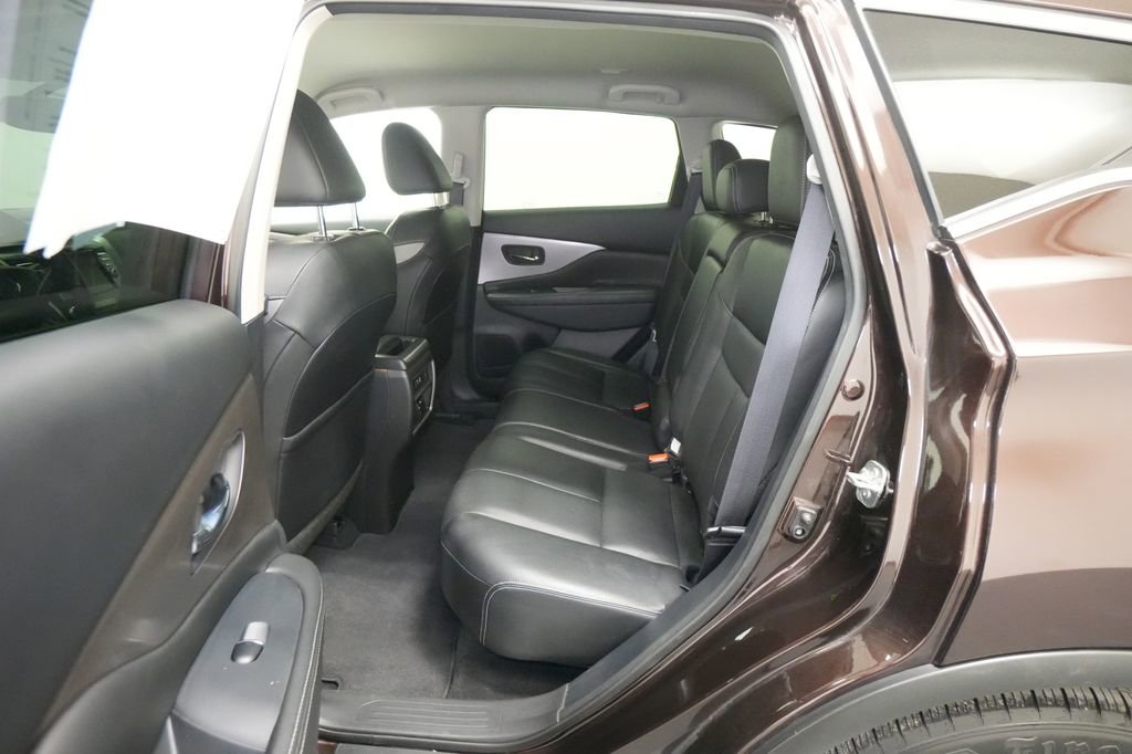 Used 2019 Nissan Murano SL image 18