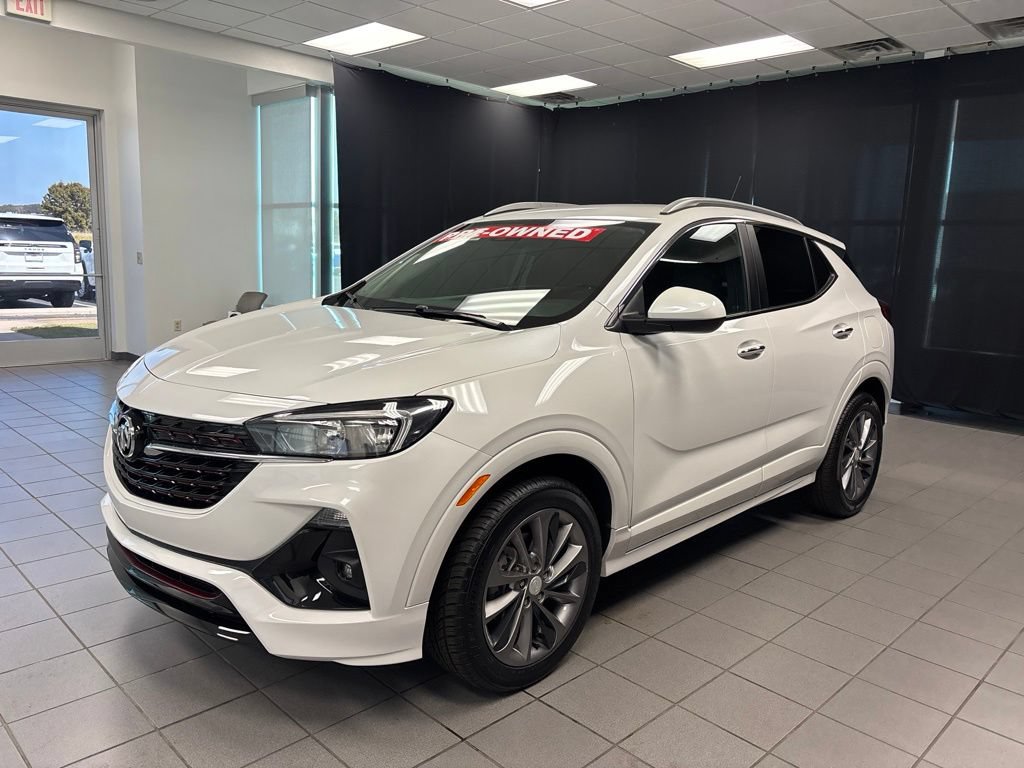 Used 2023 Buick Encore GX Select w/ Sport Touring Package FWD image 9
