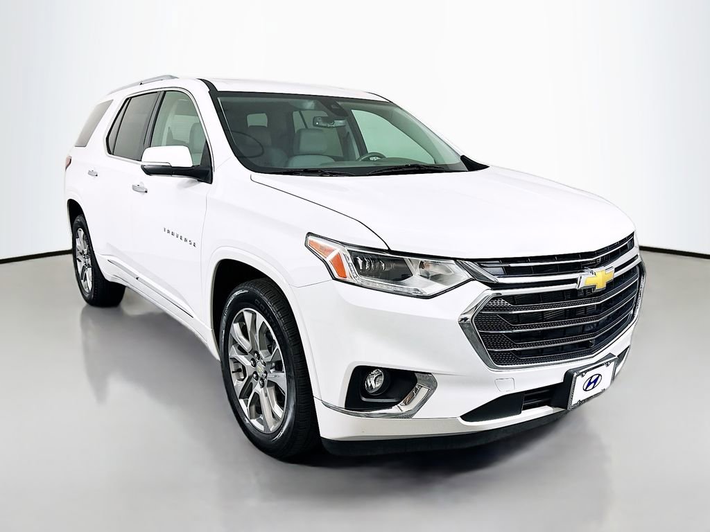 Used 2021 Chevrolet Traverse Premier w/ LPO, Cargo Package image 3