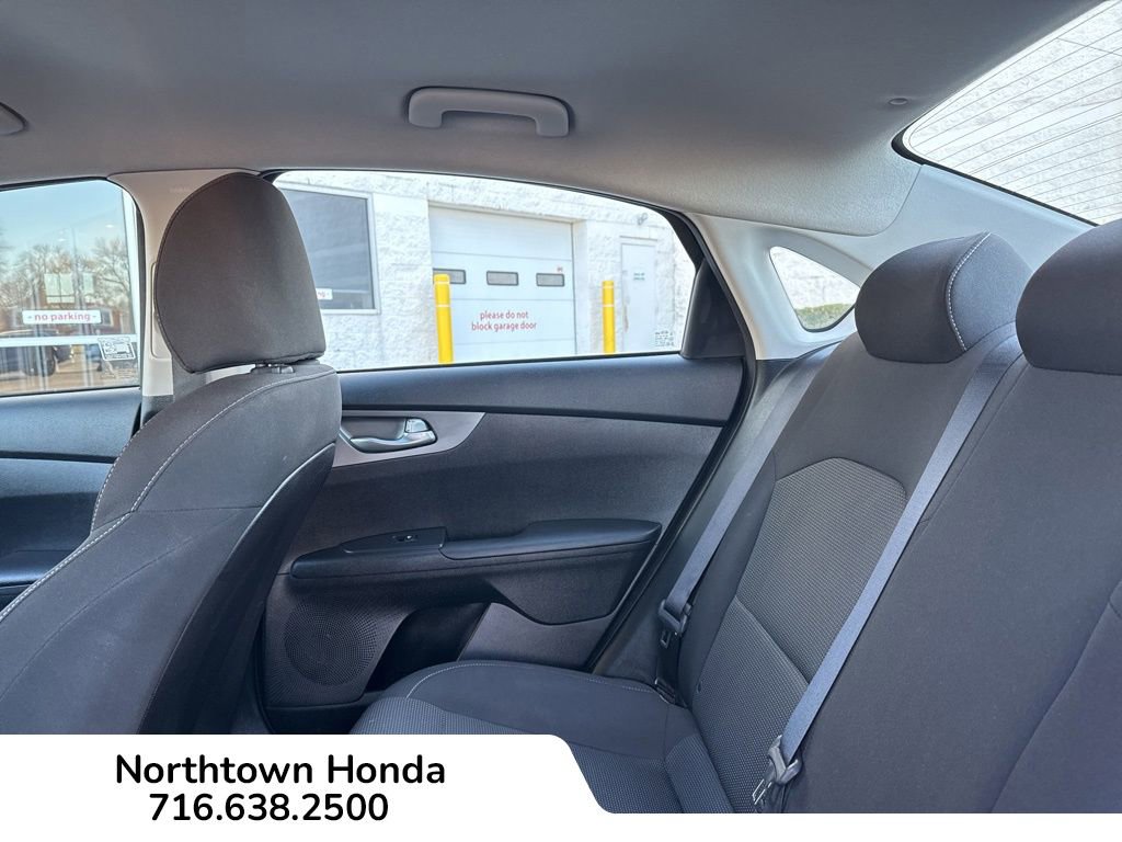 Used 2019 Kia Forte LXS image 18