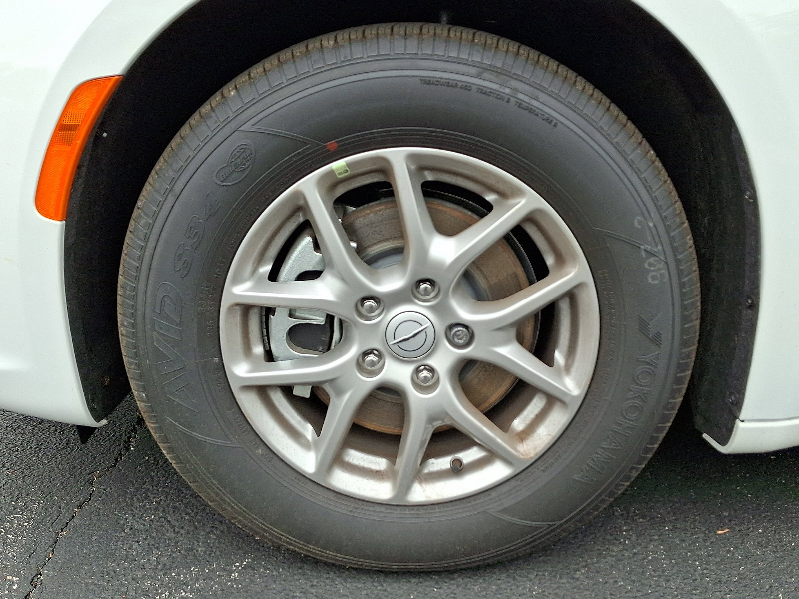 New 2026 Chrysler Pacifica Select FWD image 5