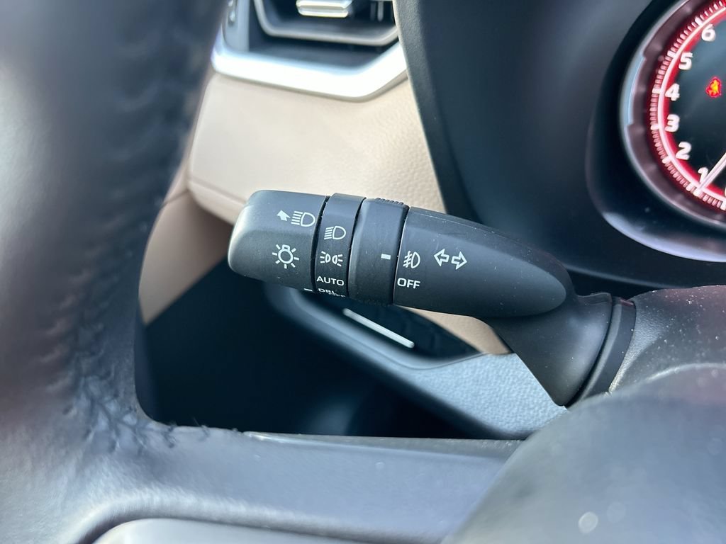Certified 2025 Toyota RAV4 XLE Premium FWD image 21