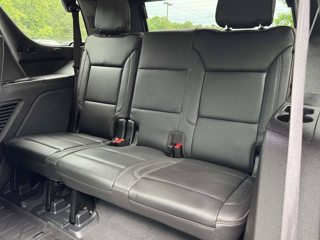 Used 2024 Chevrolet Tahoe High Country w/ Premium Package AWD/4WD image 18