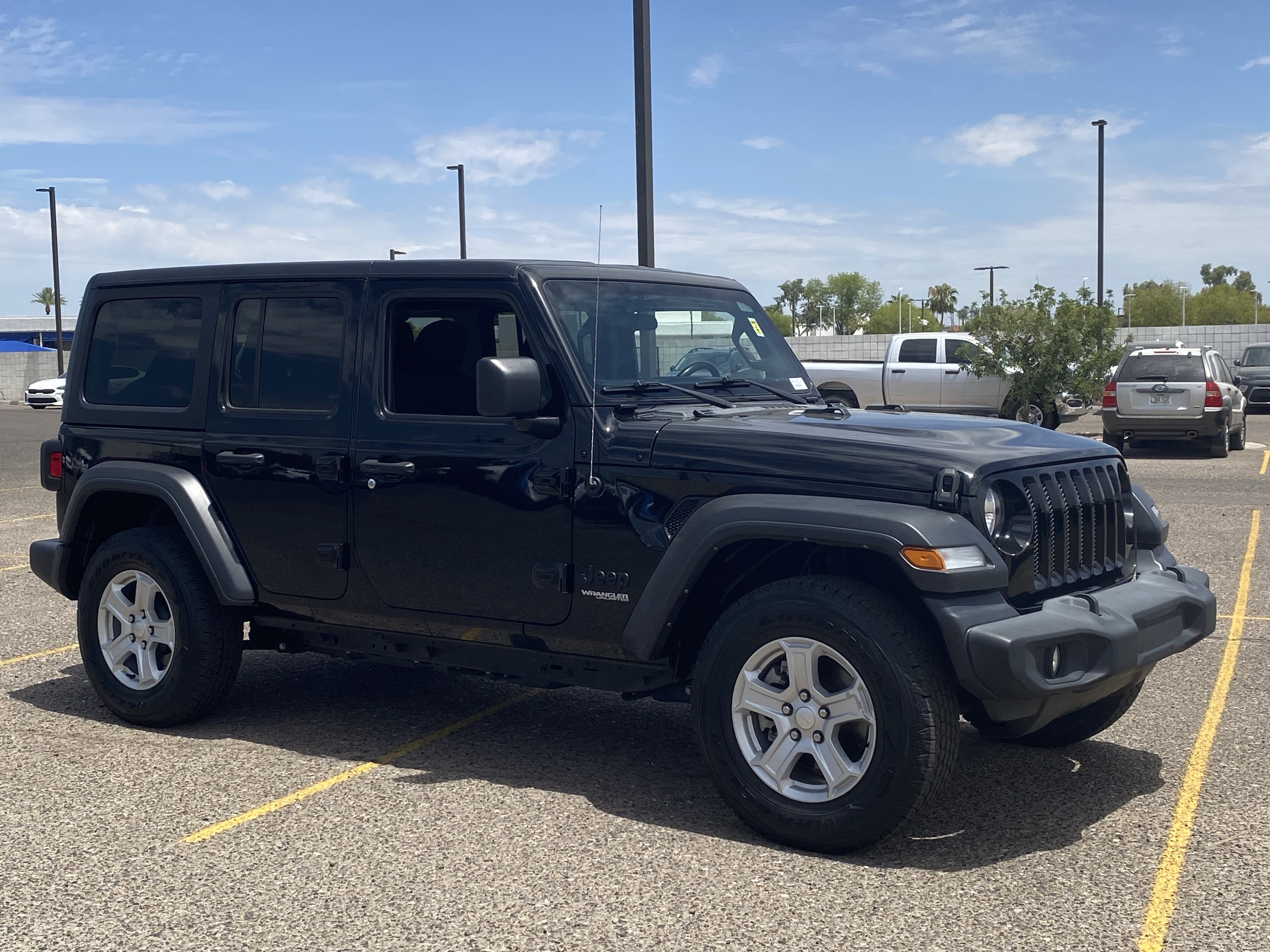Used 2022 Jeep Wrangler Unlimited Sport AWD/4WD image 7