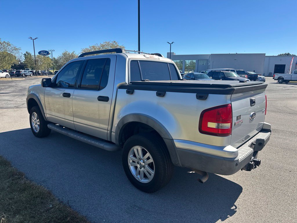 Used 2010 Ford Explorer Sport Trac XLT AWD/4WD image 5