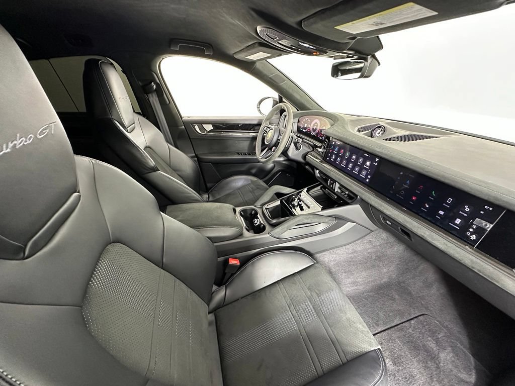 Certified 2024 Porsche Cayenne Turbo GT AWD/4WD image 45
