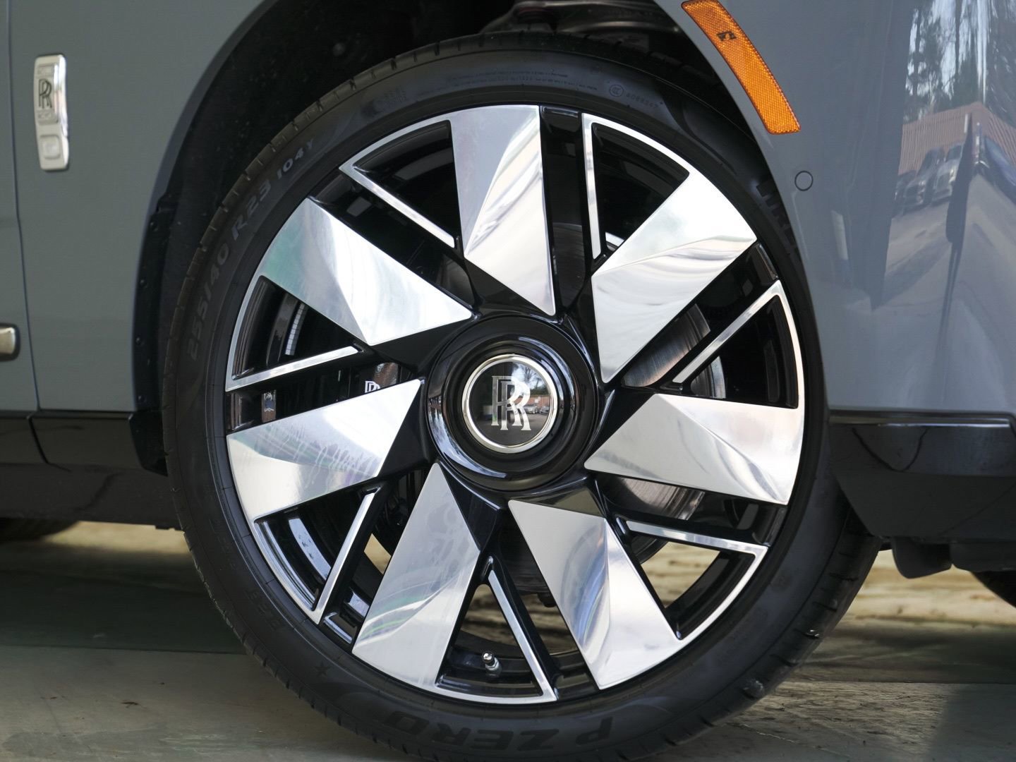 New 2026 Rolls-Royce Cullinan image 46