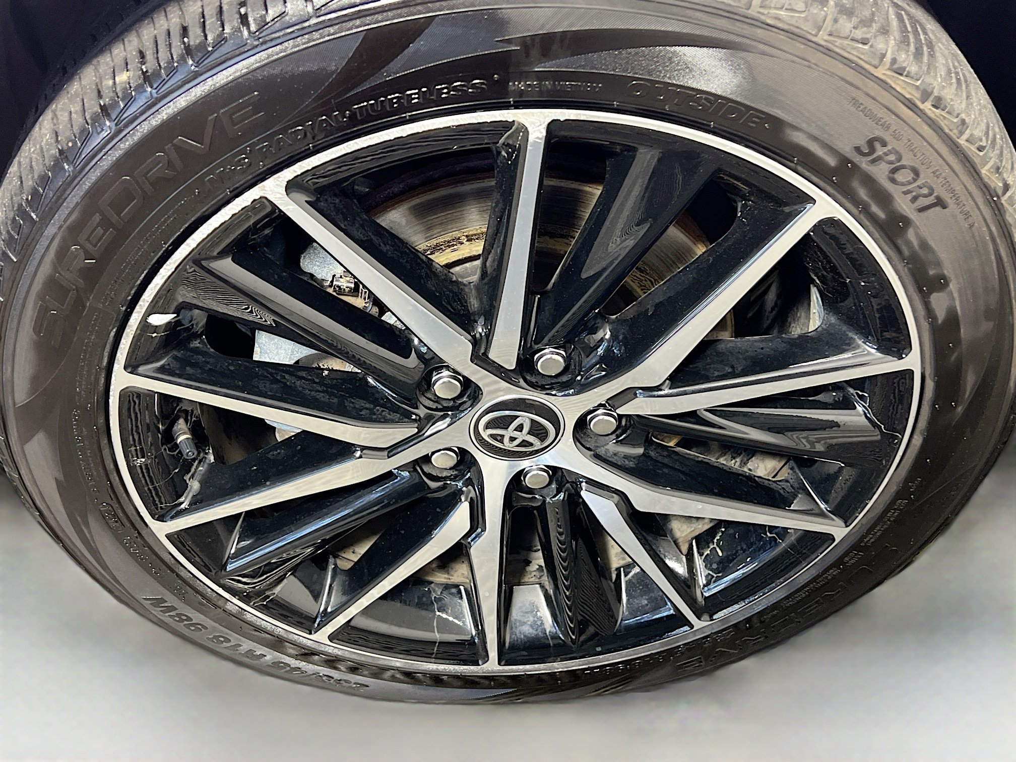 Used 2024 Toyota Camry SE image 14