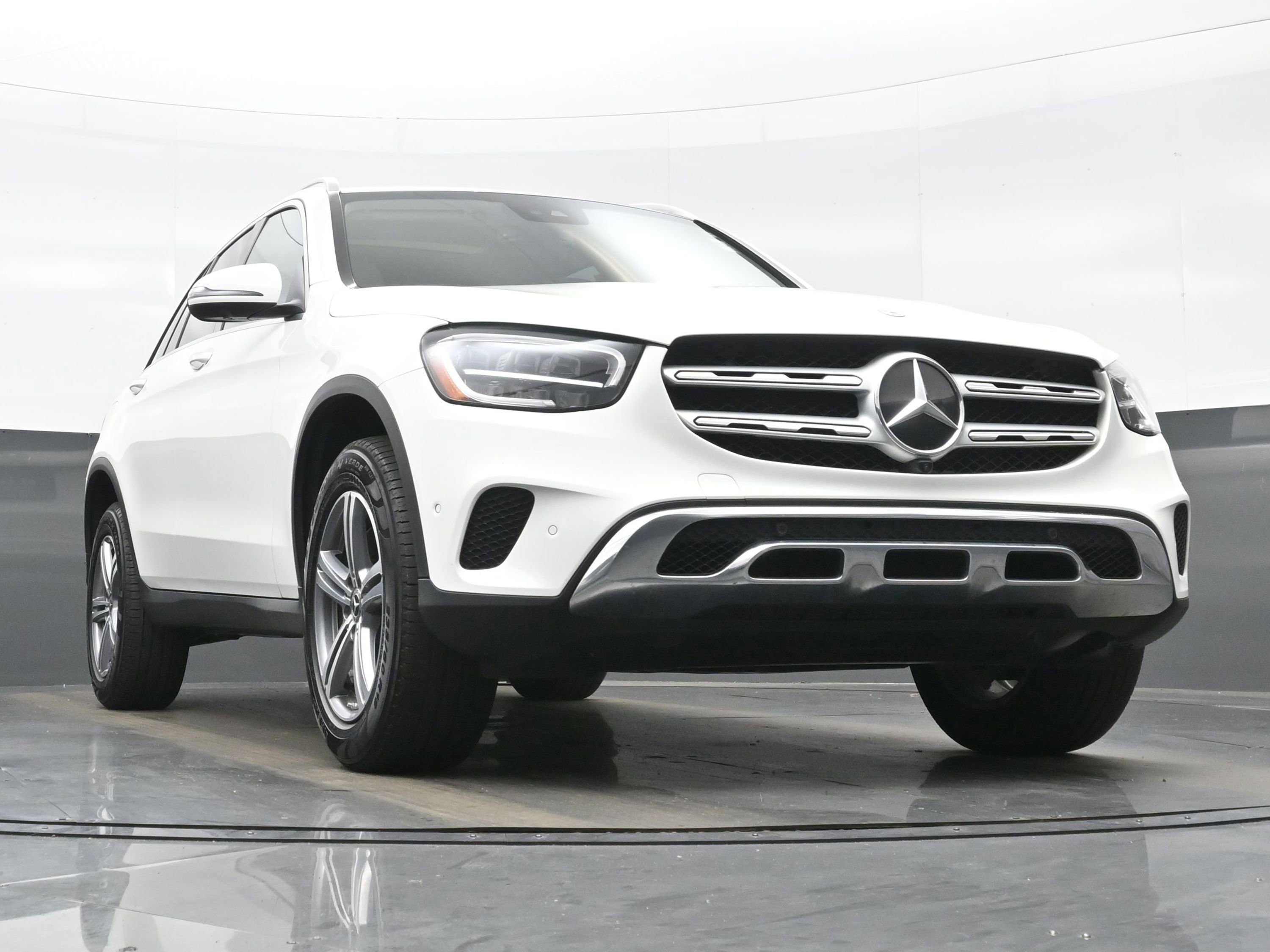 Used 2022 Mercedes-Benz GLC 300 4MATIC image 26