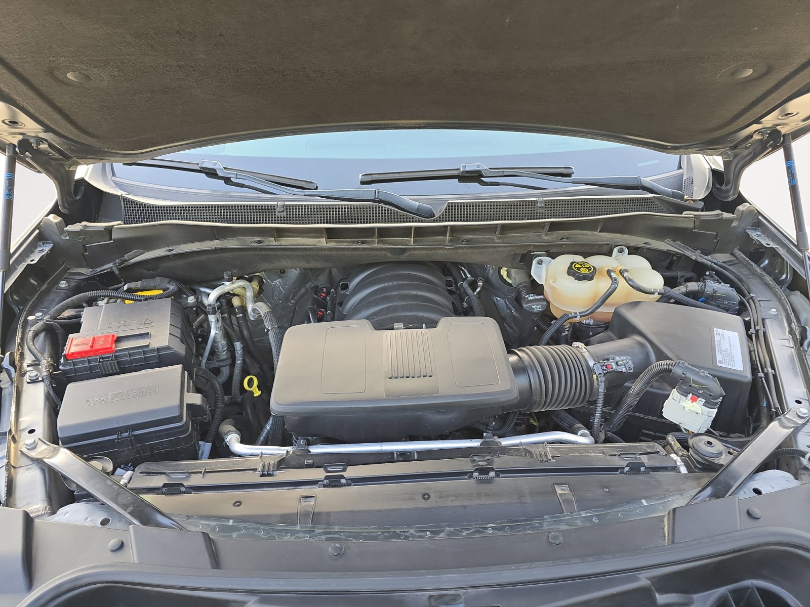 Used 2021 Chevrolet Tahoe Z71 image 30