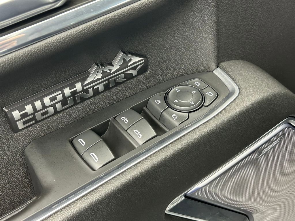Used 2024 Chevrolet Silverado 1500 High Country w/ Technology Package image 19