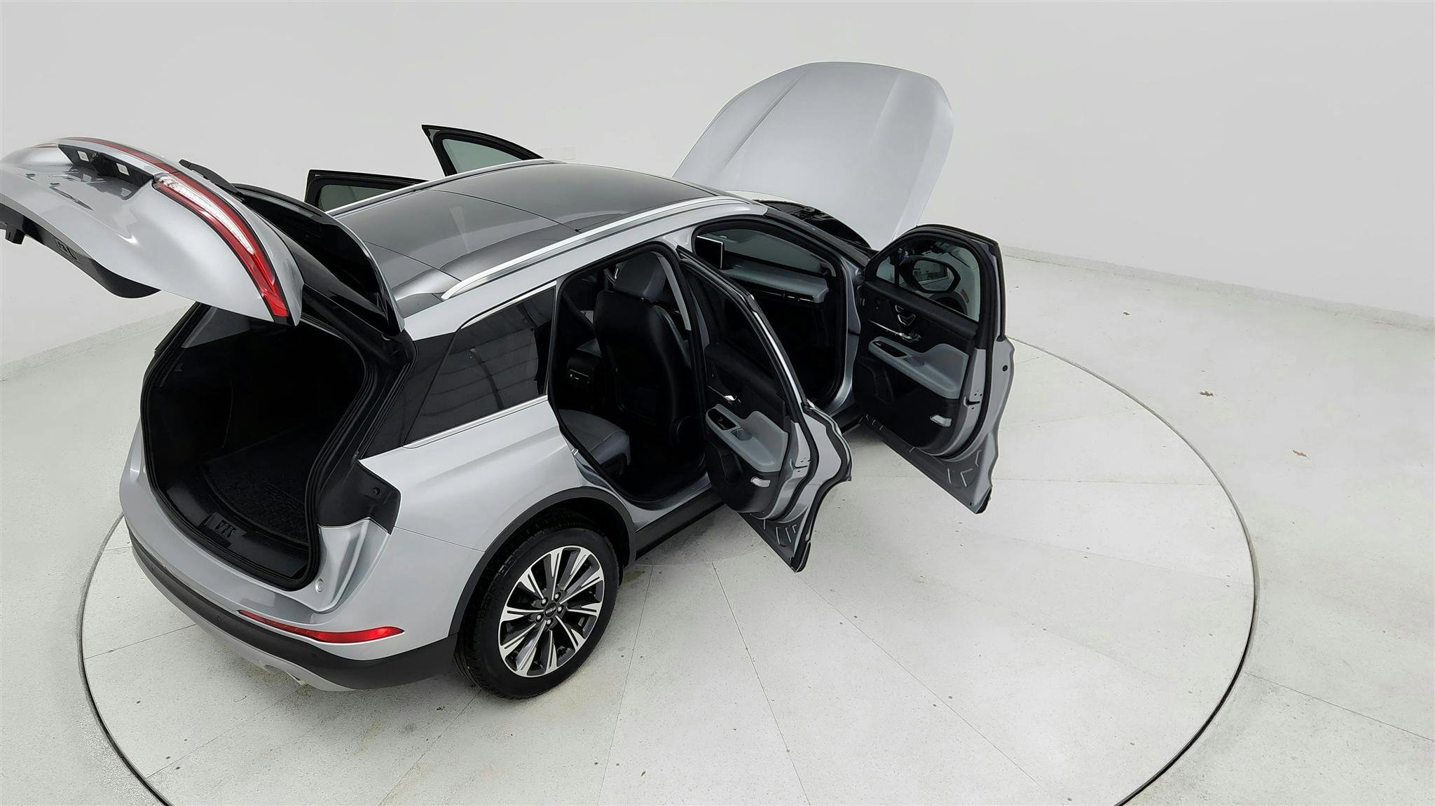 Used 2021 Lincoln Corsair Reserve FWD image 23