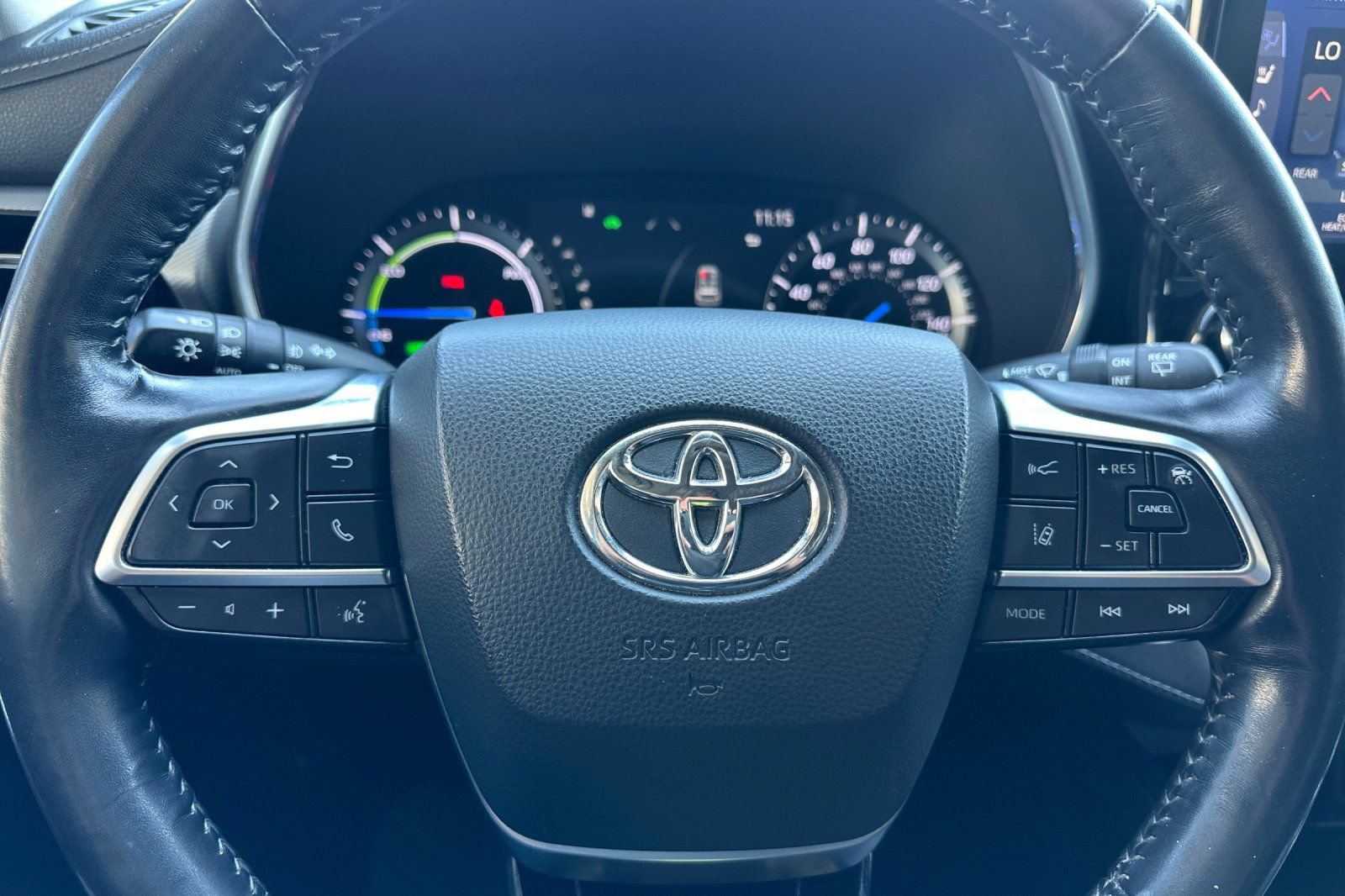 Used 2021 Toyota Highlander Platinum AWD/4WD image 26