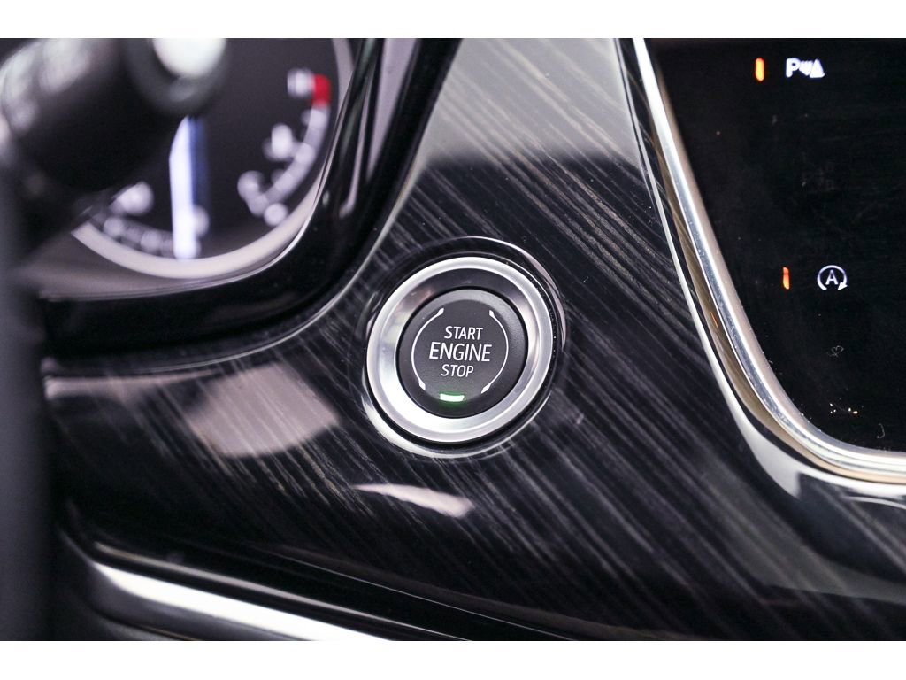 Certified 2025 Cadillac XT6 Premium Luxury image 51