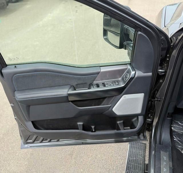 New 2026 Ford F250 Platinum AWD/4WD image 13