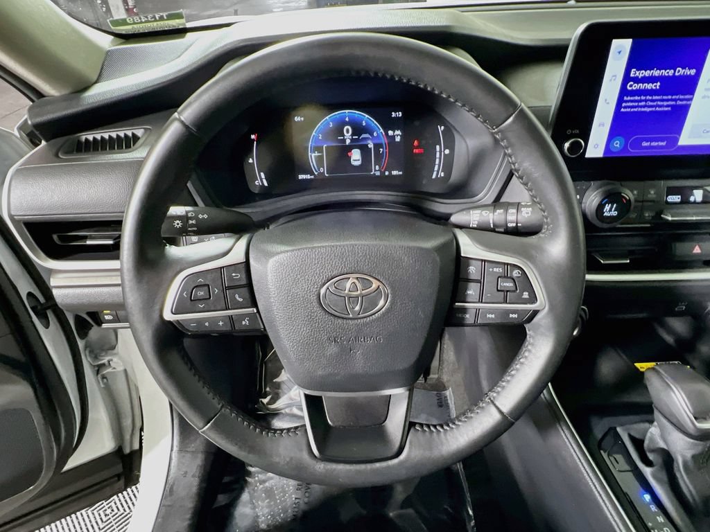 Certified 2024 Toyota Grand Highlander AWD image 10