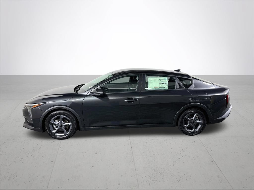 New 2026 Kia K4 FWD image 9