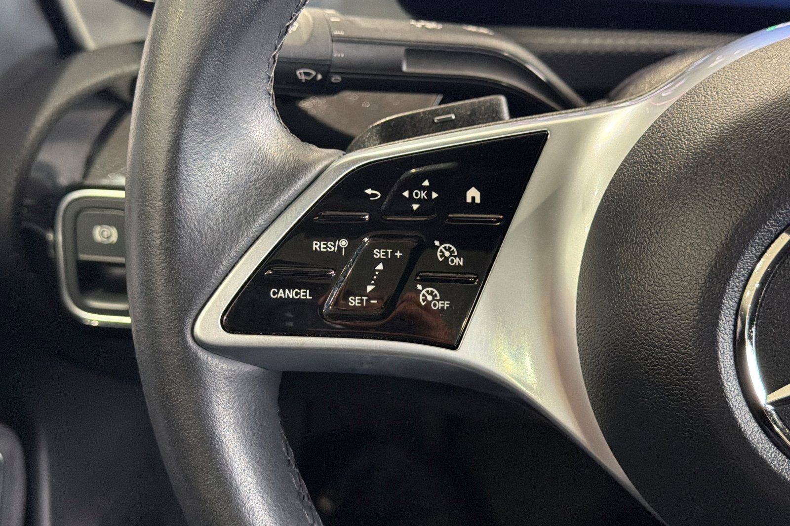 Certified 2025 Mercedes-Benz CLA 250 4MATIC image 24