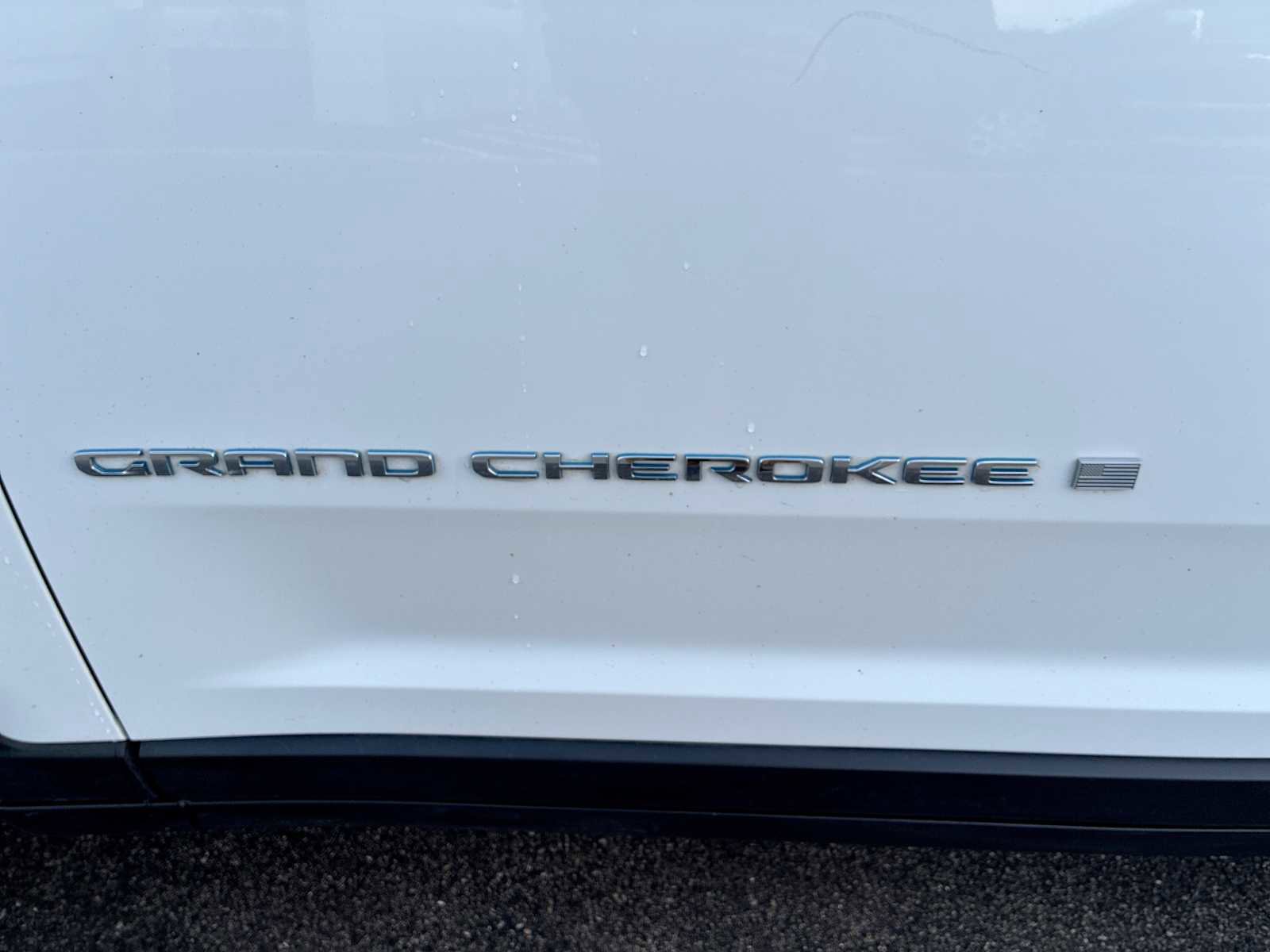 Used 2022 Jeep Grand Cherokee Limited 4xe image 33