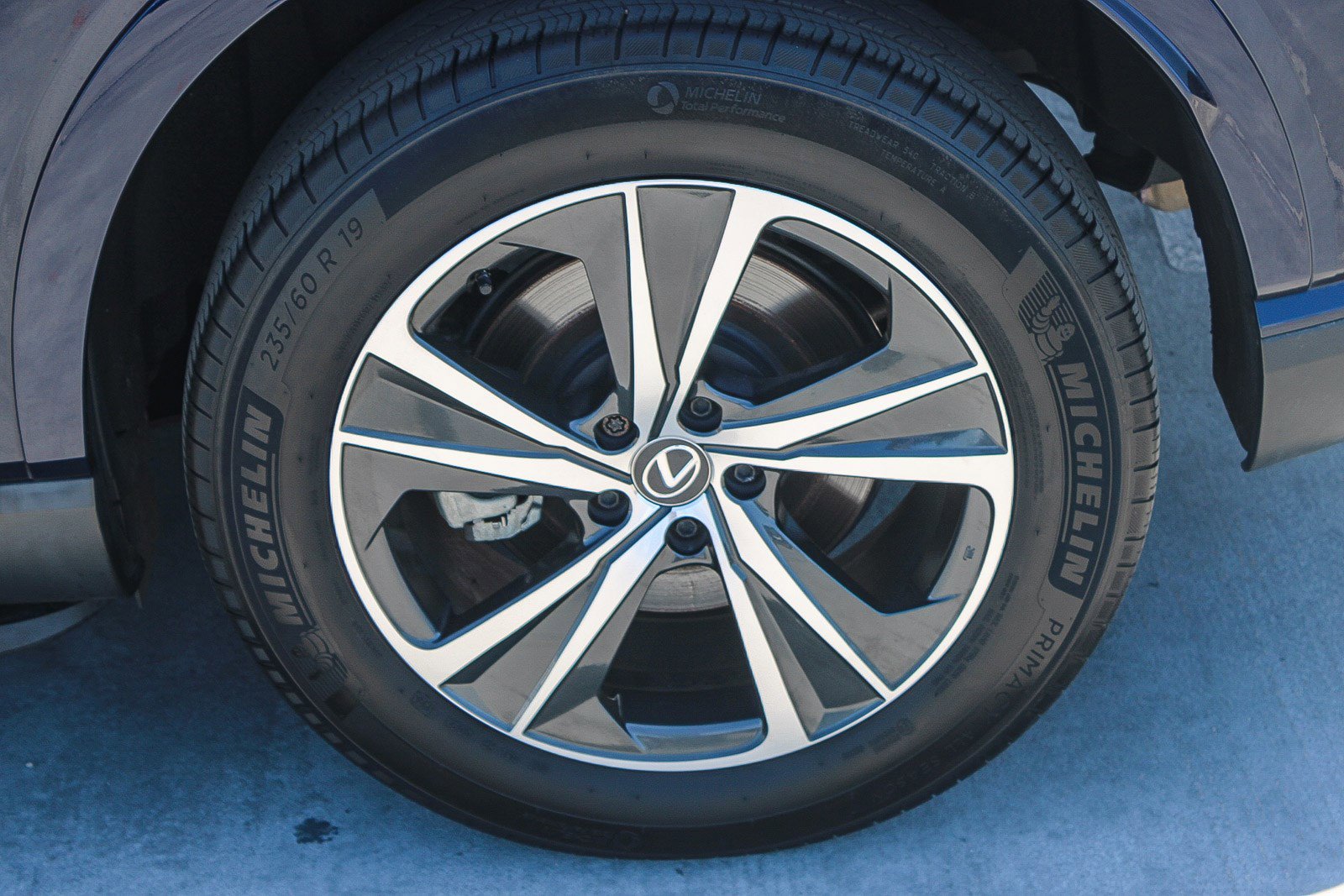 Used 2024 Lexus RX 350 FWD w/ Technology Package image 11