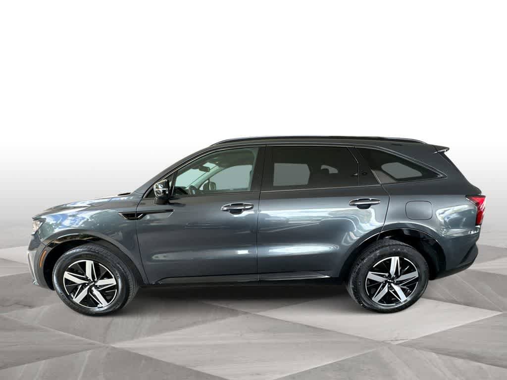 Certified 2023 Kia Sorento S FWD image 5