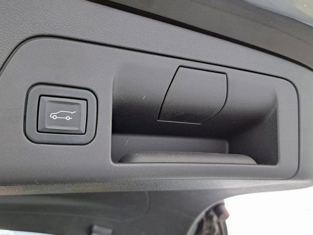 Used 2022 Buick Envision Avenir w/ Technology Package II image 30