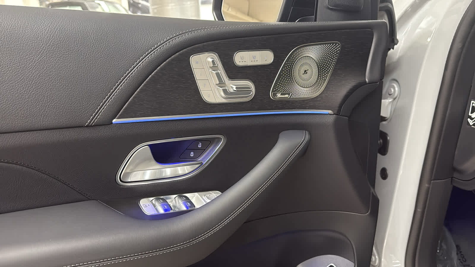 New 2026 Mercedes-Benz GLE 53 AMG 4MATIC Coupe image 14