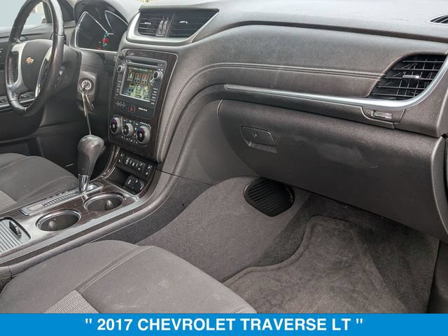 Used 2017 Chevrolet Traverse LT AWD/4WD image 38