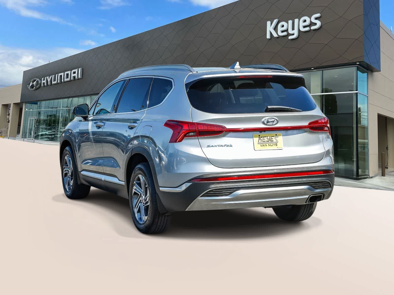 Certified 2023 Hyundai Santa Fe SEL w/ Premium Package FWD image 7