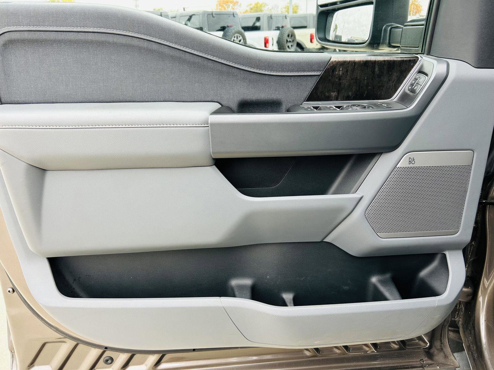 Used 2022 Ford F150 Lariat image 17