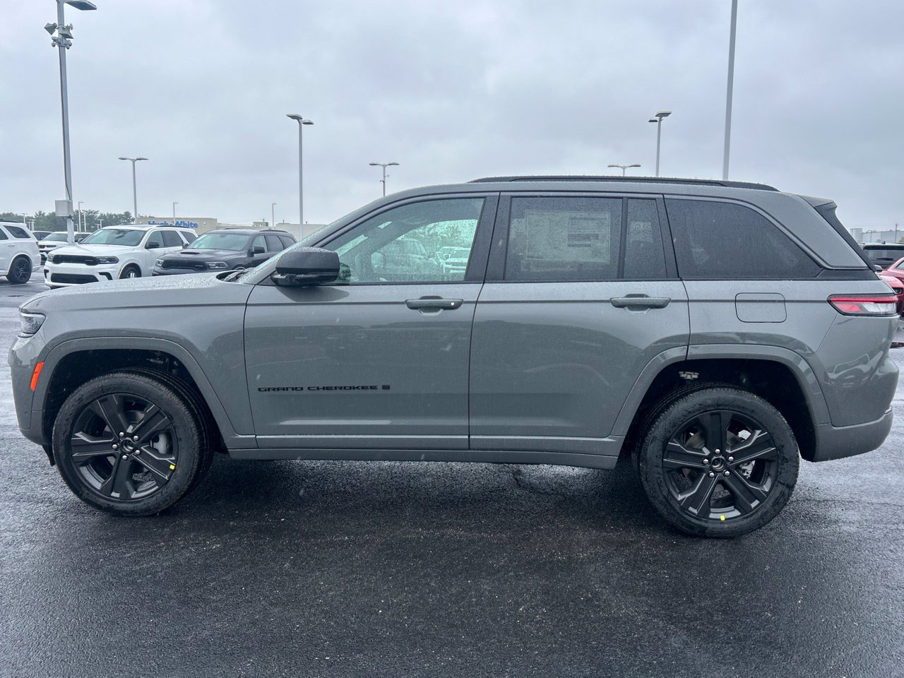 New 2027 Jeep Grand Cherokee Limited AWD/4WD image 6