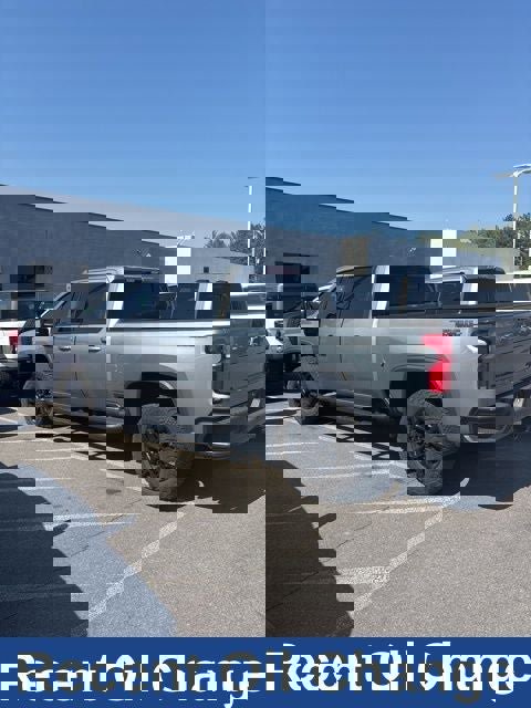 Used 2025 Chevrolet Silverado 2500 LTZ w/ LTZ Plus Package image 19