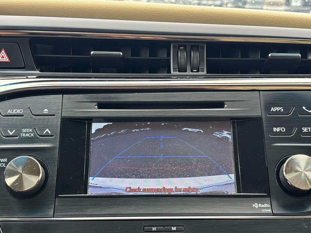 Used 2014 Toyota Avalon XLE Touring FWD image 19