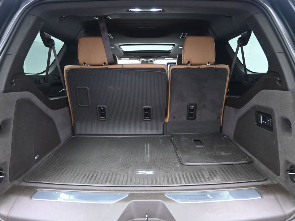 Used 2024 Cadillac Escalade ESV Sport w/ Touring Package AWD/4WD image 28