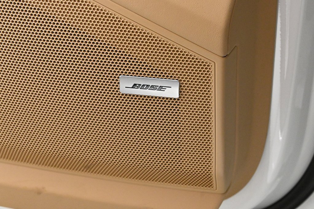 Used 2025 Porsche Cayenne image 7