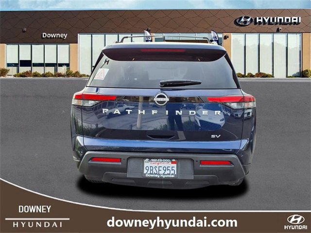 Used 2022 Nissan Pathfinder SV image 5
