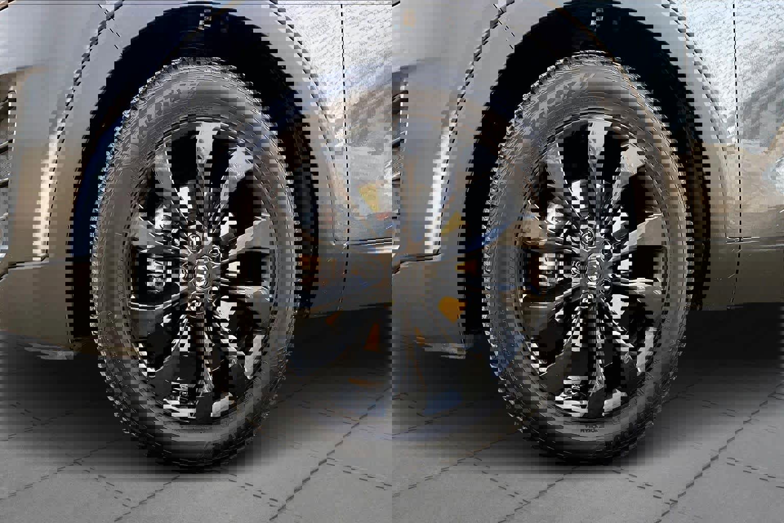 Used 2020 Kia Sorento S image 11