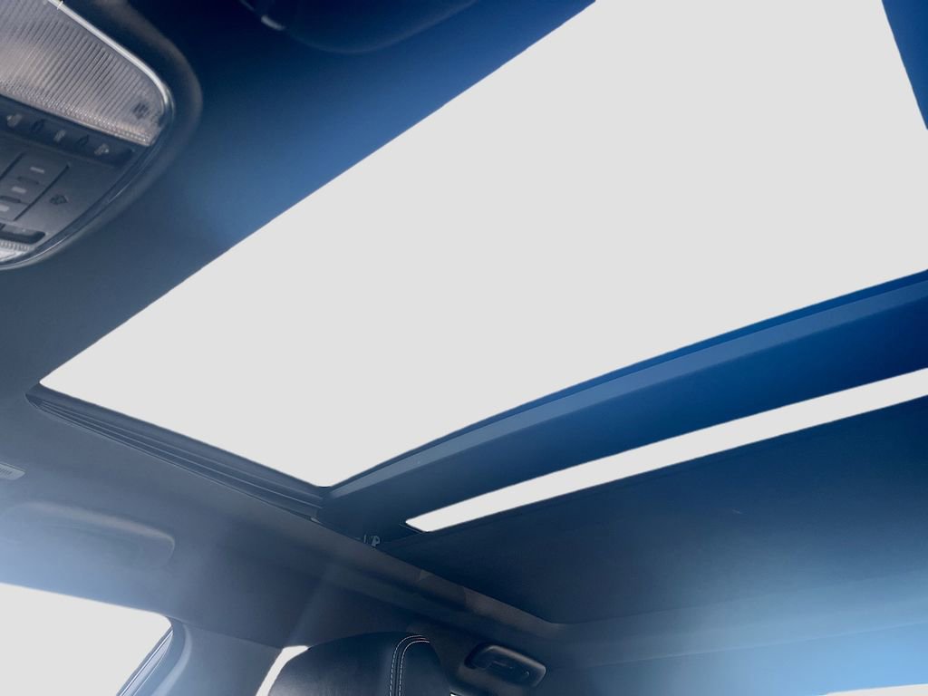 Used 2022 Chrysler 300 S image 23