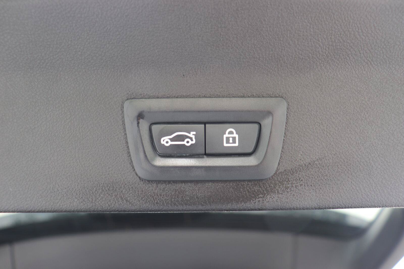Used 2019 BMW X3 sDrive30i w/ Convenience Package RWD image 18