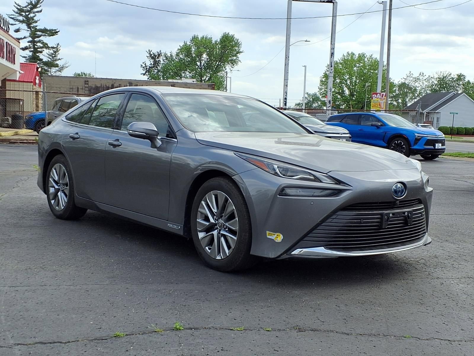 Used 2022 Toyota Mirai XLE w/ Advanced Technology Package image 5