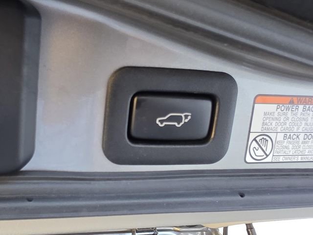 Used 2019 Lexus LX 570 4WD w/ Luxury Package image 13