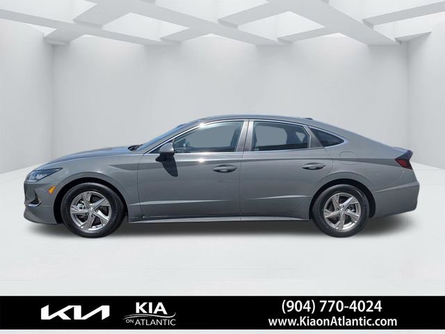 Used 2022 Hyundai Sonata SE w/ Cargo Package FWD image 6