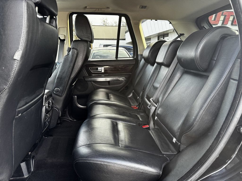 Used 2011 Land Rover Range Rover Sport HSE AWD/4WD image 17