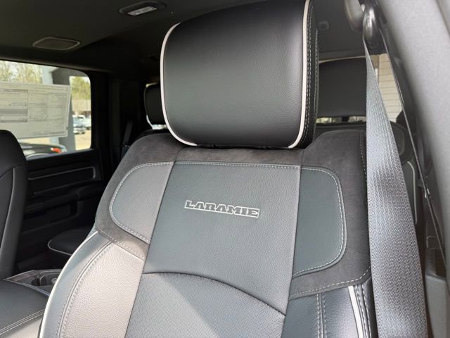 New 2026 RAM 3500 Laramie w/ Sport Appearance Package AWD/4WD image 30